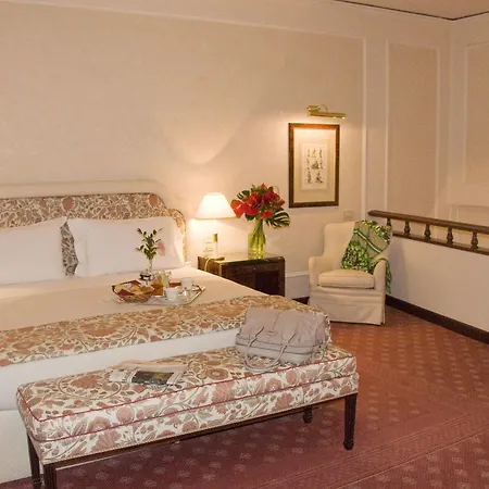 Hotel De La Firenze